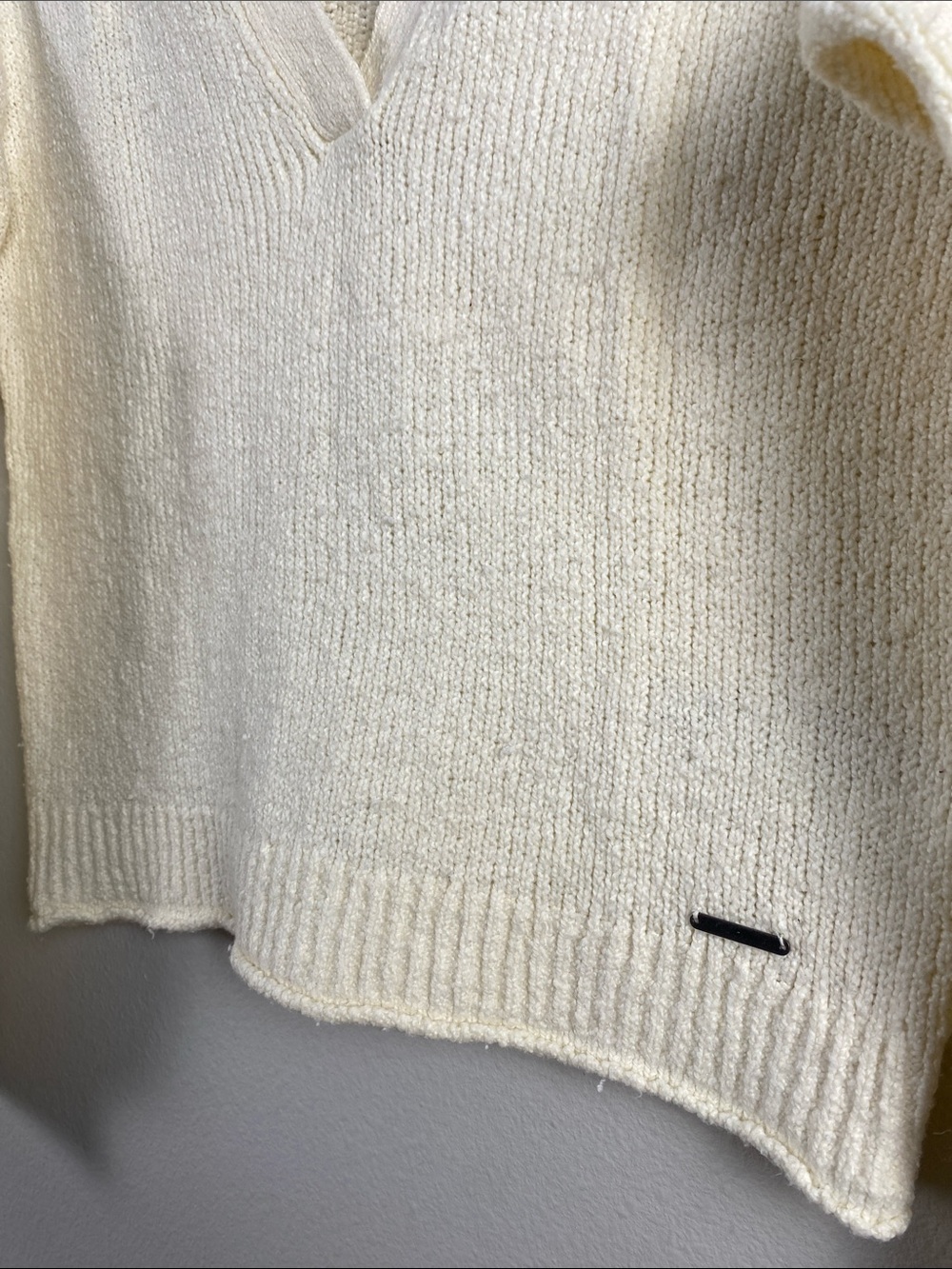 Abercrombie & Fitch Open Collar Roll Hem Long Sleeve Drop Shoulder Sweater - Picture 11 of 16